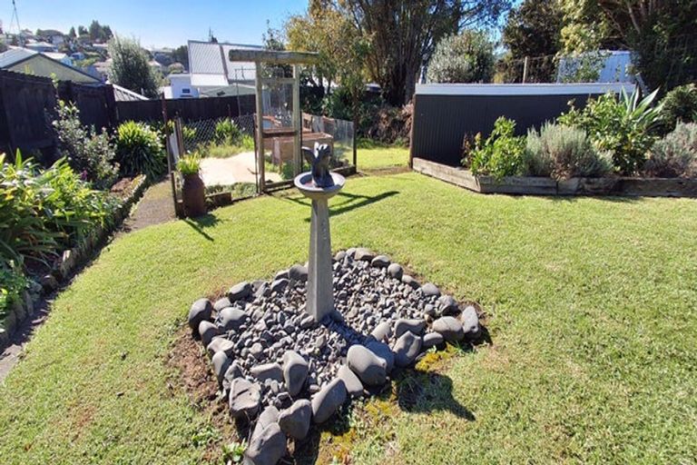 Photo of property in 101 Kimihia Road, Huntly, 3700