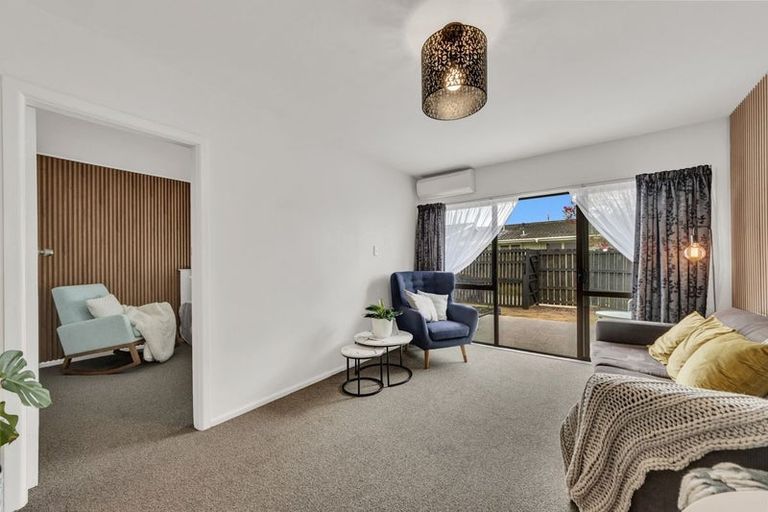 Photo of property in 2/65 Champion Street, Edgeware, Christchurch, 8013