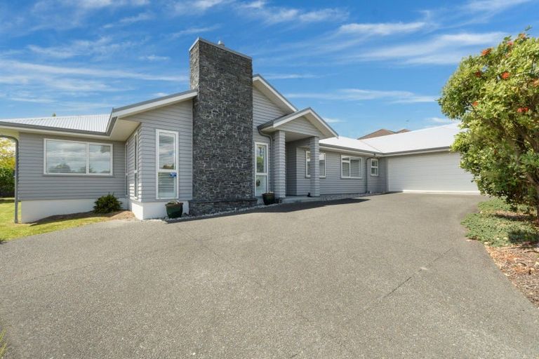 Photo of property in 16 Saint Michaels Avenue, Bethlehem, Tauranga, 3110