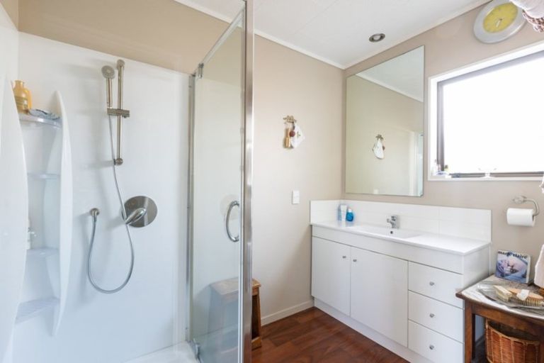 Photo of property in 104 Omaha Drive, Omaha, Warkworth, 0986