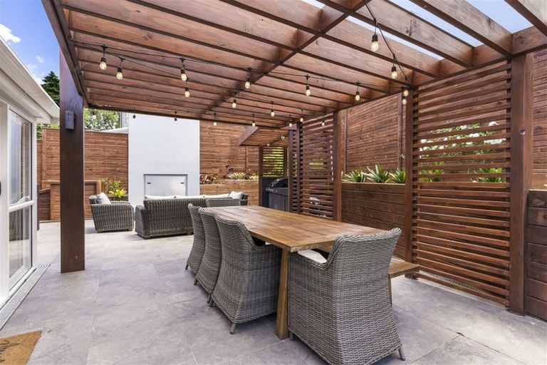 Photo of property in 16a Cosy Place, Howick, Auckland, 2014