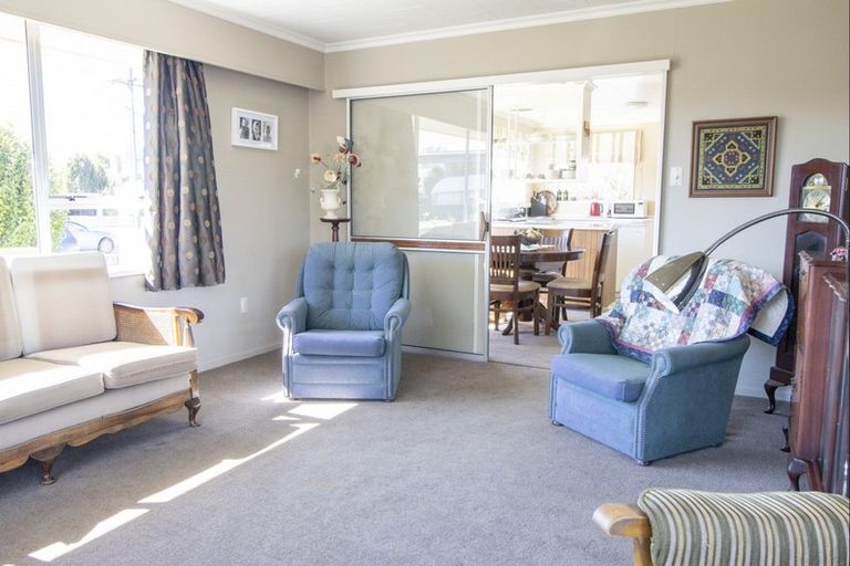 Photo of property in 25a Leonard Street, Waimate, 7924