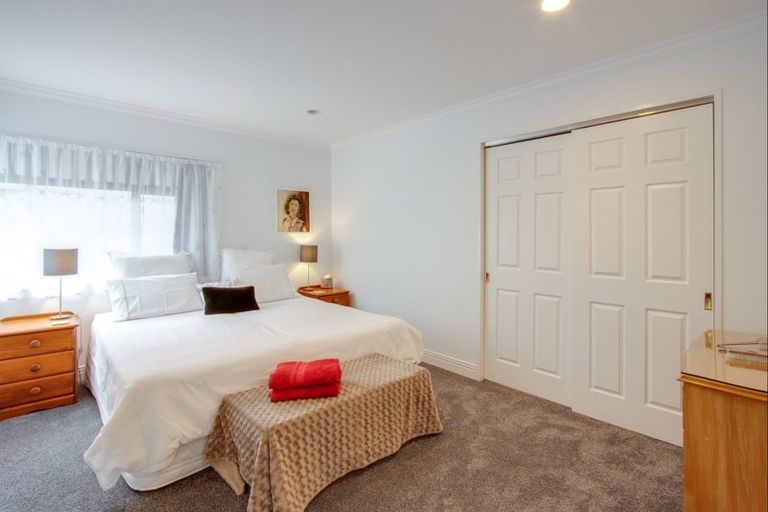 Photo of property in 17 Birdwood Street, Taradale, Napier, 4112