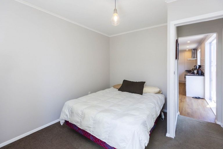 Photo of property in 32 Heretaunga Square, Silverstream, Upper Hutt, 5019