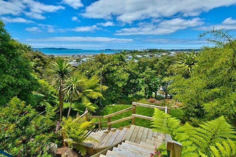 Photo of property in 24 Brampton Road, Snells Beach, 0920