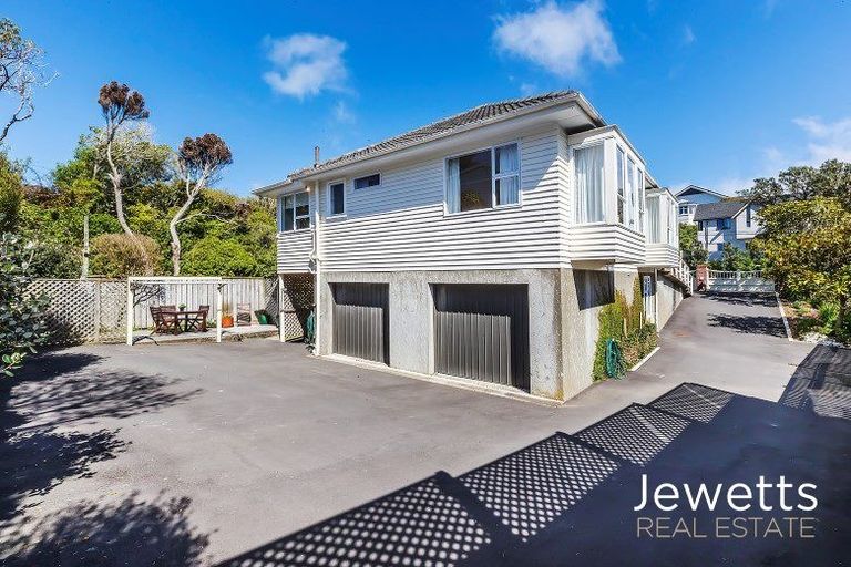 Photo of property in 19 Duthie Street, Karori, Wellington, 6012