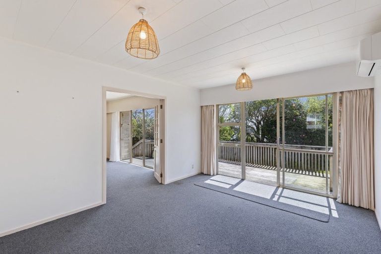 Photo of property in 68 Fernleigh Street, Frankleigh Park, New Plymouth, 4310