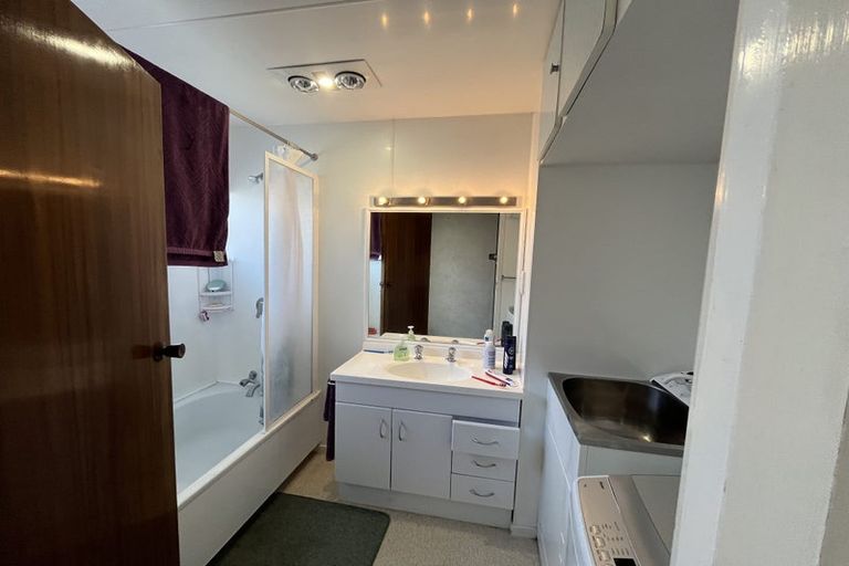 Photo of property in 13a East Street, Papakura, 2110