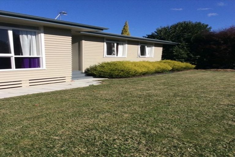 Photo of property in 3 Crichton Place, Havelock North, 4130