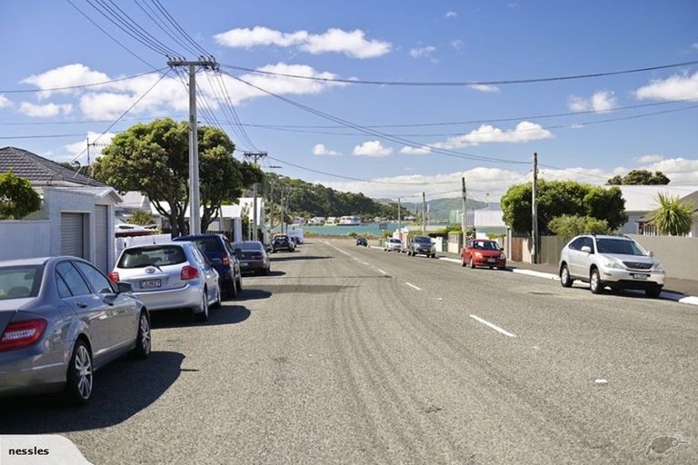 Photo of property in 28 Ferry Street, Seatoun, Wellington, 6022