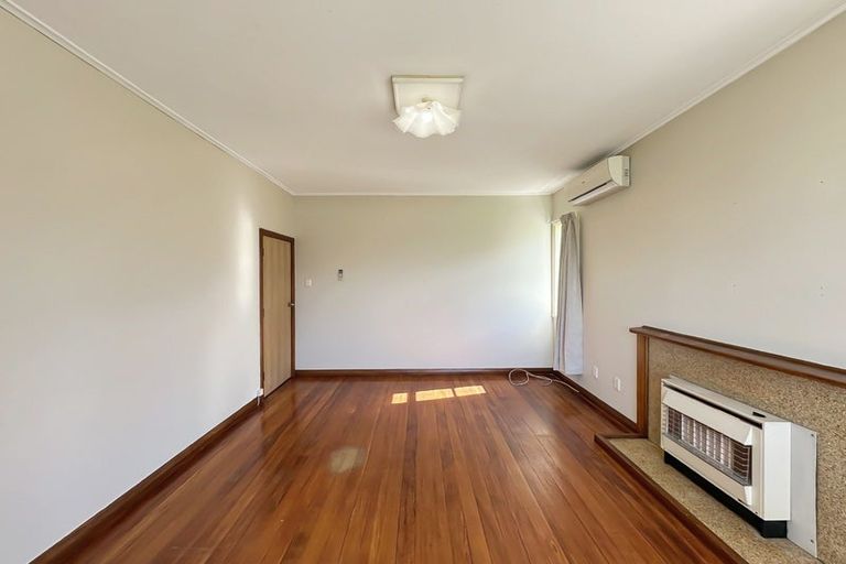 Photo of property in 2 White Street, Whanganui East, Whanganui, 4500