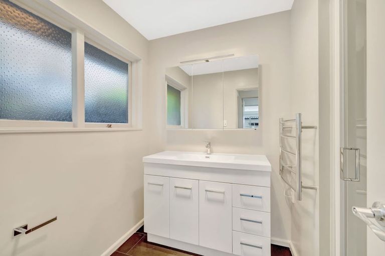 Photo of property in 43 Charles Upham Avenue, Hillmorton, Christchurch, 8025