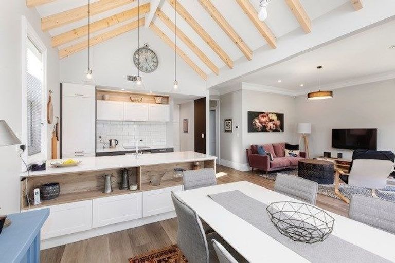 Photo of property in 23 Aurora Street, Petone, Lower Hutt, 5012