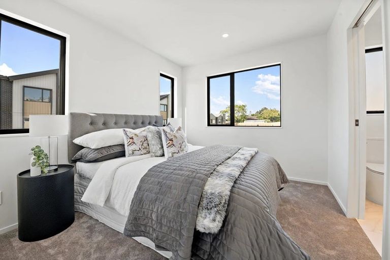 Photo of property in 9 Hokoteta Street, Mount Wellington, Auckland, 1062