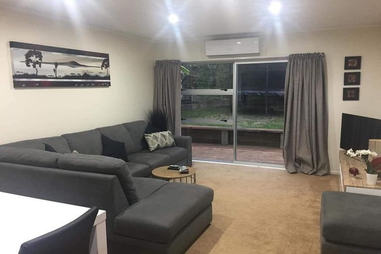 Photo of property in 34 Cedar Terrace, Stanmore Bay, Whangaparaoa, 0932