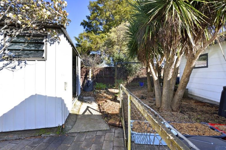 Photo of property in 16 Lord Rutherford Road North, Brightwater, 7022