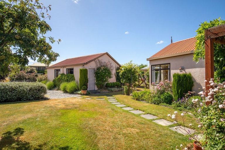 Photo of property in 77 Newcastle Street, Clyde, 9330