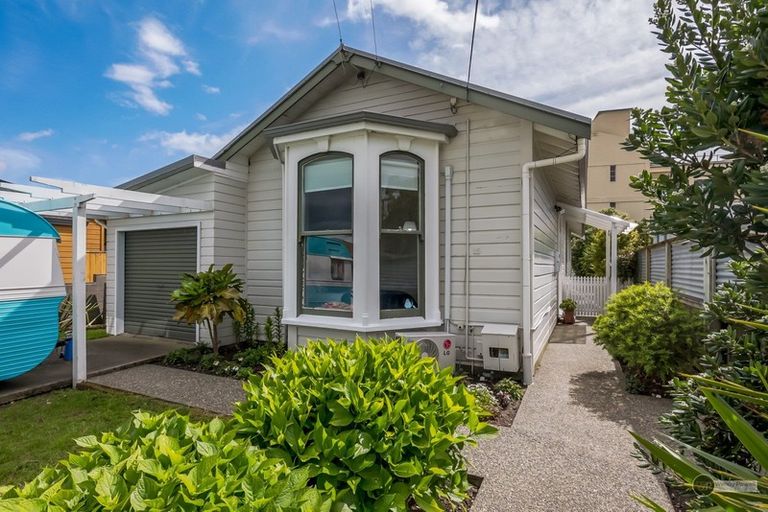 Photo of property in 15 Udy Street, Petone, Lower Hutt, 5012