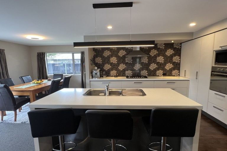 Photo of property in 14 Bernice Crescent, Yaldhurst, Christchurch, 8042