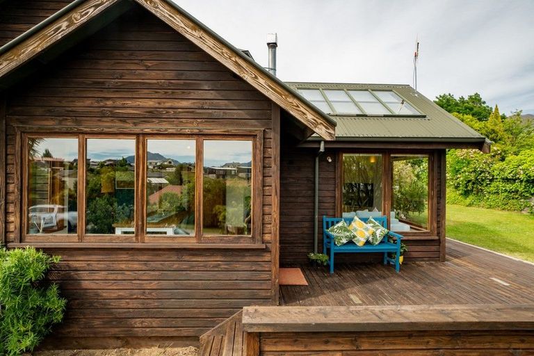Photo of property in 7 Scaife Place, Wanaka, 9305