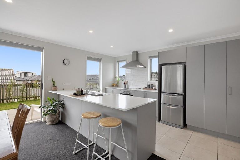 Photo of property in 1 Harakeke Way, Papamoa Beach, Te Puke, 3187