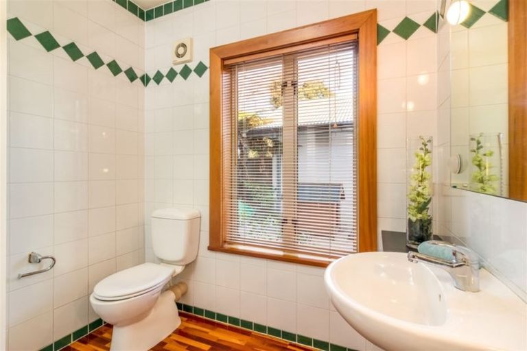 Photo of property in 23 Normans Road, Strowan, Christchurch, 8052