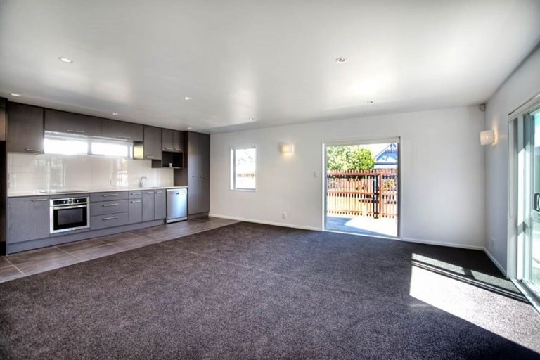 Photo of property in 3/288 Barbadoes Street, Christchurch Central, Christchurch, 8011