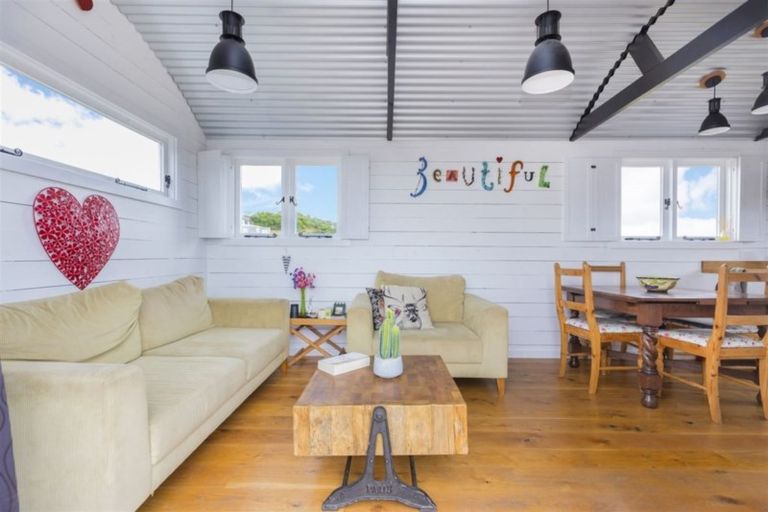 Photo of property in 357c Govan Wilson Road, Whangaripo, Warkworth, 0985