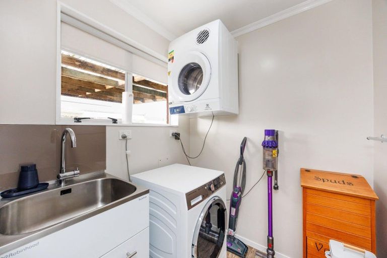 Photo of property in 19 Wild Street, Feilding, 4702