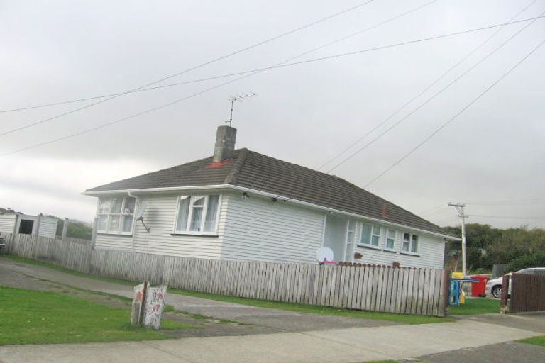 Photo of property in 93 Mckillop Street, Ranui, Porirua, 5024