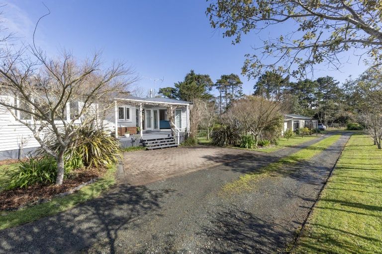 Photo of property in 30 Trigg Road, Huapai, Kumeu, 0810