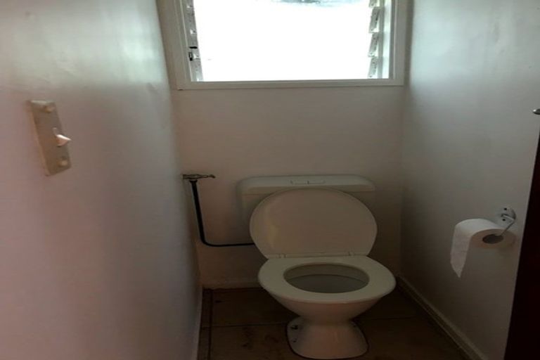 Photo of property in 36 Mcdowell Crescent, Hillcrest, Auckland, 0627