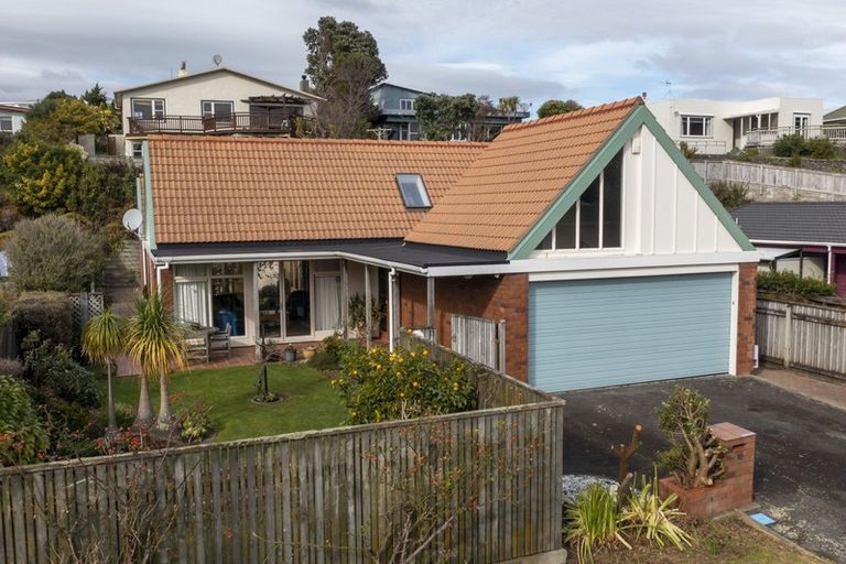 Photo of property in 18 Falla Street, Paraparaumu Beach, Paraparaumu, 5032