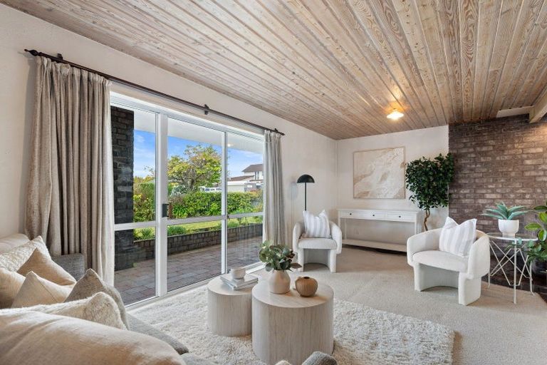 Photo of property in 2 Judith Place, Owhata, Rotorua, 3010