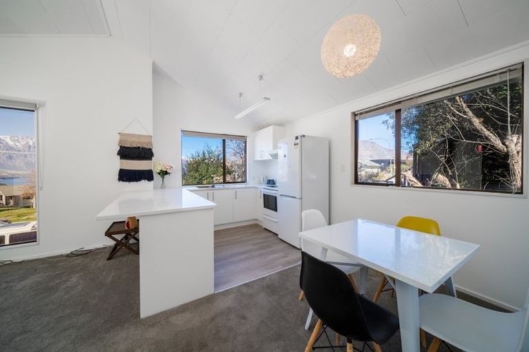 Photo of property in 138 Fernhill Road, Fernhill, Queenstown, 9300