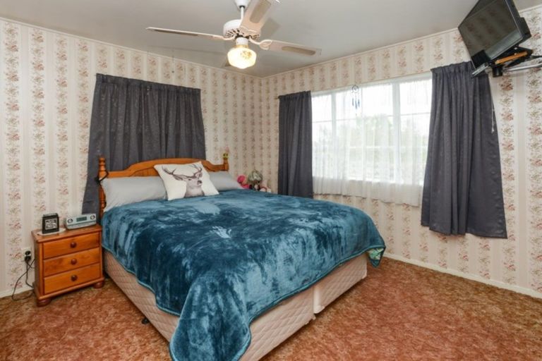 Photo of property in 10 Watts Road, Waipawa, 4210