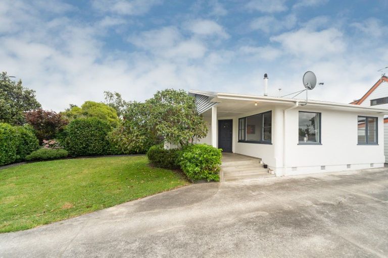 Photo of property in 151 College Street, Awapuni, Palmerston North, 4412