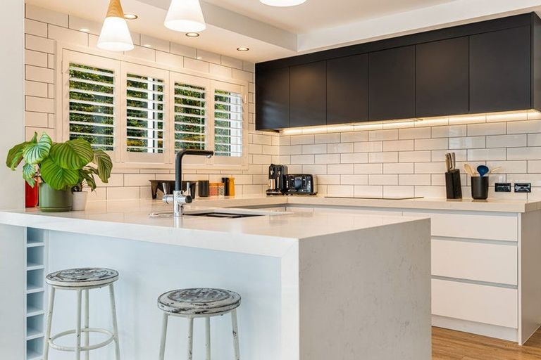 Photo of property in 1/11 Campbell Road, Takapuna, Auckland, 0622