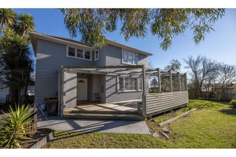 Photo of property in 13 Rowcliffe Crescent, Avonside, Christchurch, 8061