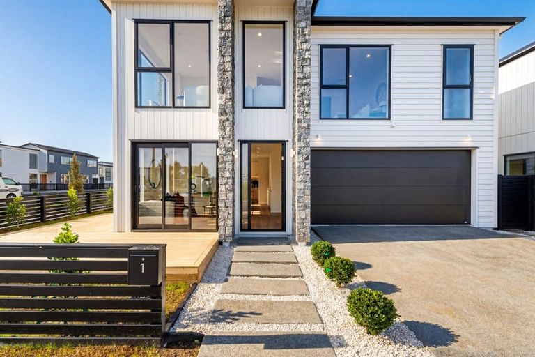 Photo of property in 1 Sails Road, Hobsonville, 0616