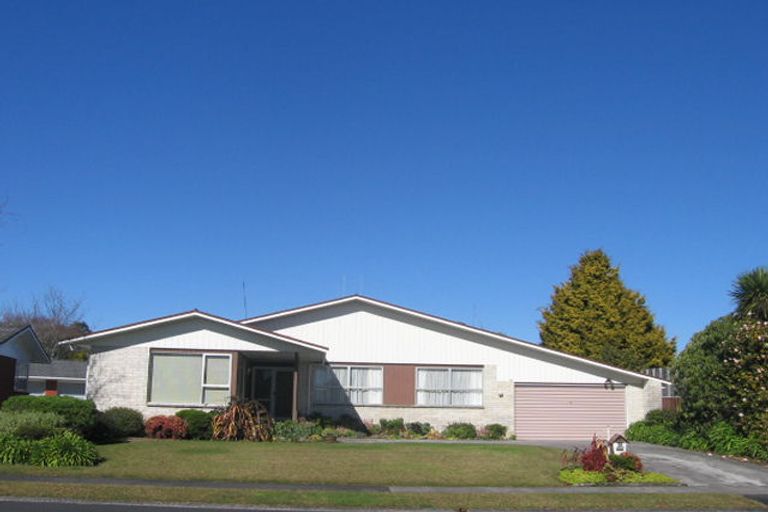 Photo of property in 38 Chedworth Avenue, Chedworth, Hamilton, 3210