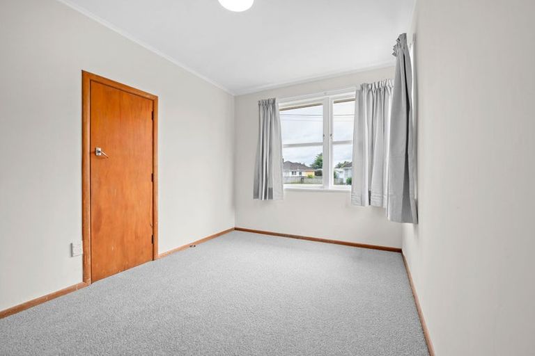 Photo of property in 36 Pollen Crescent, Melville, Hamilton, 3206