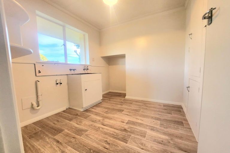 Photo of property in 27 Newcastle Street, Hampden, 9410