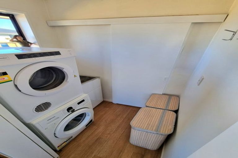 Photo of property in 10 Morris Road, Amberley, 7410