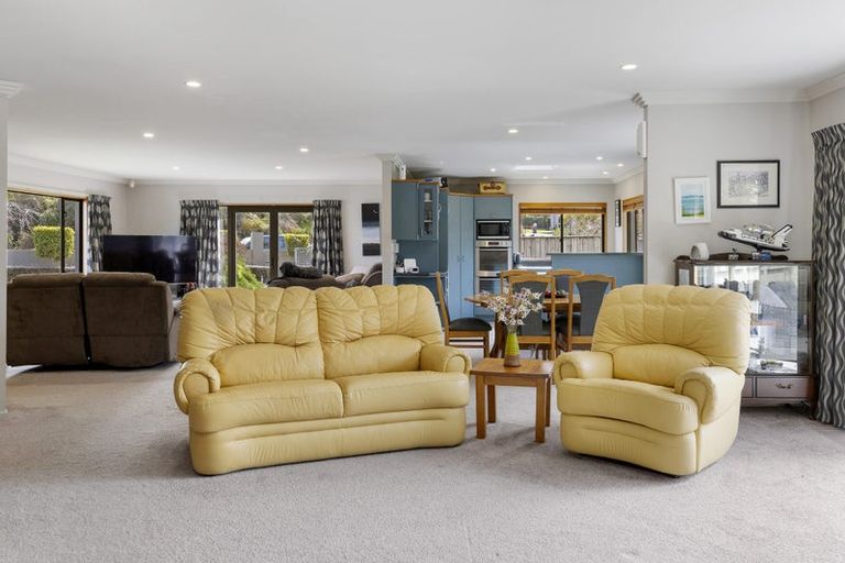 Photo of property in 27 Ventoux Way, Nukuhau, Taupo, 3330