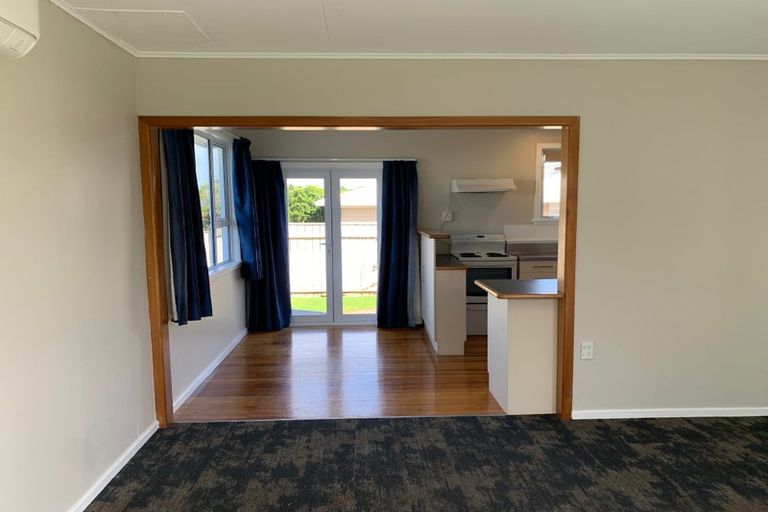 Photo of property in 406 Carrington Street, Upper Vogeltown, New Plymouth, 4310