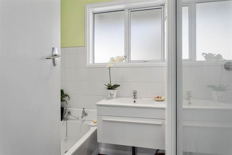 Photo of property in 53 Maces Road, Bromley, Christchurch, 8062