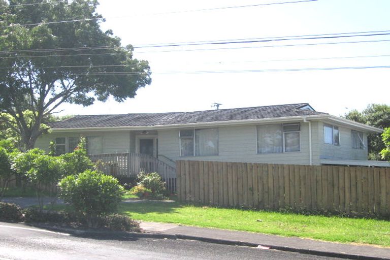 Photo of property in 1/31 James Street, Glenfield, Auckland, 0629