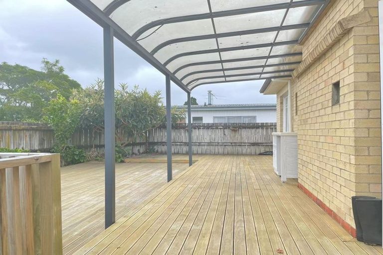 Photo of property in 48 Clevedon Road, Papakura, 2110