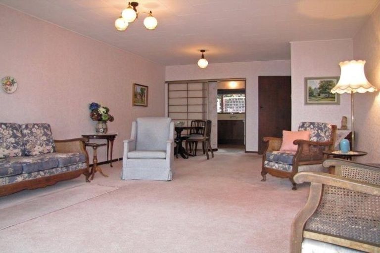 Photo of property in 2/126 Thompson Road, Bluff Hill, Napier, 4110